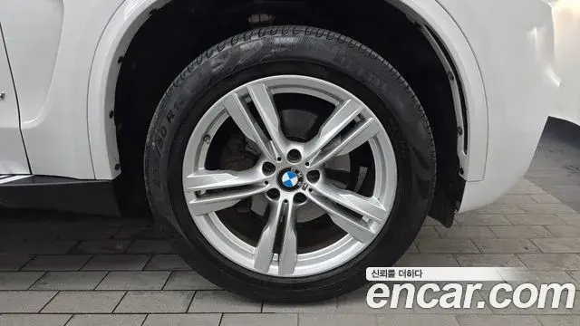BMW X5 2018 — Photo 7/31