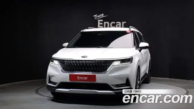 Kia Carnival 2021 — Photo 3/20