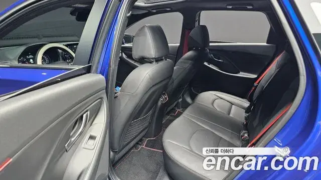 Hyundai i30 2019 — Фото 18/20