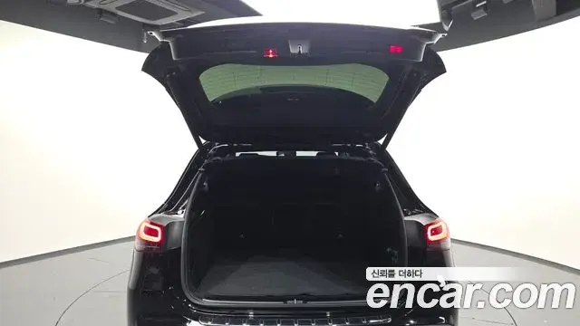 Mercedes-Benz EQA 2021 — Şəkil 14/20
