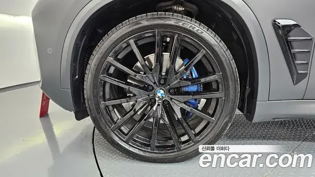 BMW X5 2025 — Şəkil 29/42