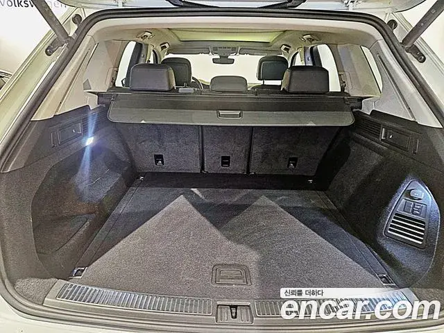 Volkswagen Touareg 2024 — Şəkil 10/14