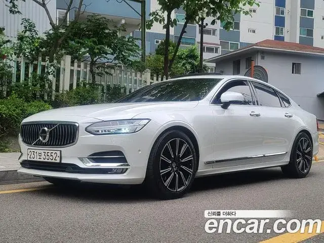 Volvo S90 2019 — ფოტო 1/20