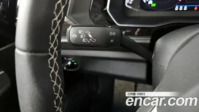 Volkswagen Jetta 2022 — ფოტო 15/32