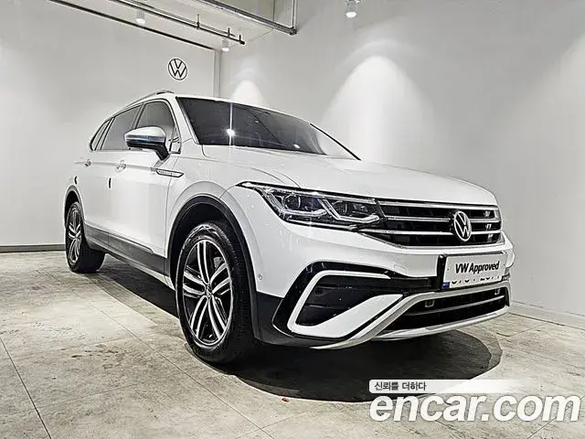 Volkswagen Tiguan Allspace 2022 — Фото 14/14
