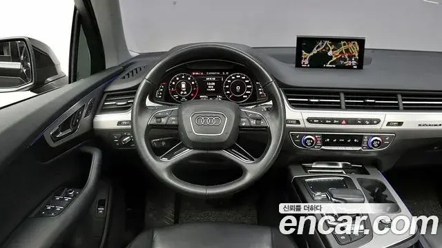 Audi Q7 2019 — Фото 14/20