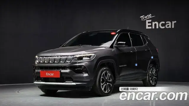 Jeep Compass 2022 — Photo 9/20
