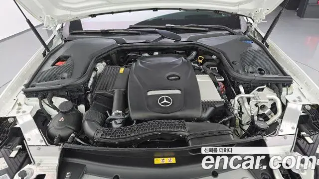Mercedes-Benz E-Class 2022 — Фото 6/20