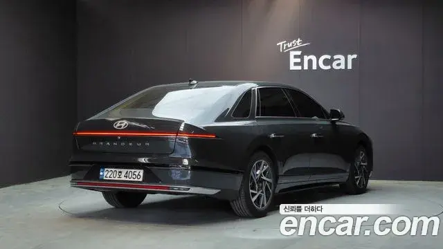 Hyundai Grandeur Hybrid 2023 — Şəkil 24/34
