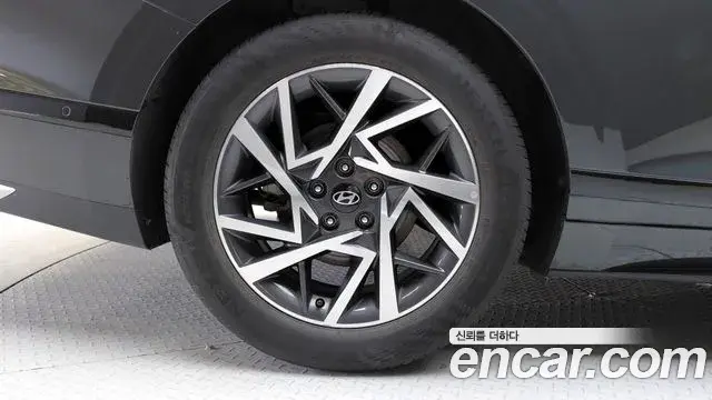 Hyundai Grandeur Hybrid 2023 — Şəkil 32/34