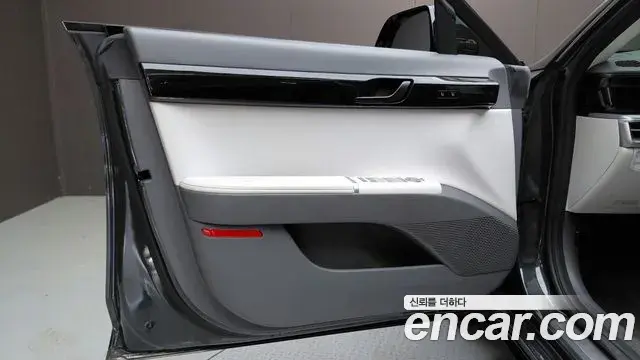 Hyundai Grandeur Hybrid 2023 — Şəkil 12/34