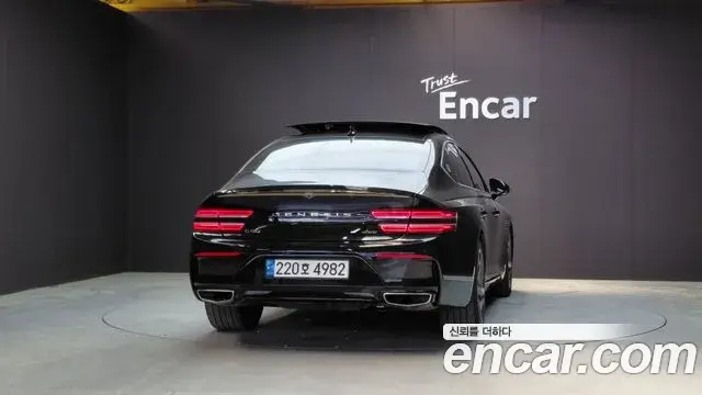 Genesis G80 2023 — Şəkil 15/38