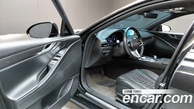 Genesis G80 2023 — Şəkil 23/38