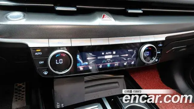 Genesis G80 2023 — Şəkil 13/38