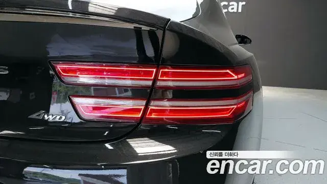 Genesis G80 2023 — Şəkil 18/38