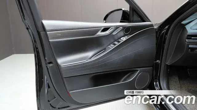 Genesis G80 2023 — Şəkil 36/38