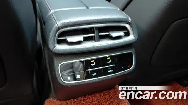 Genesis G80 2023 — Şəkil 22/38