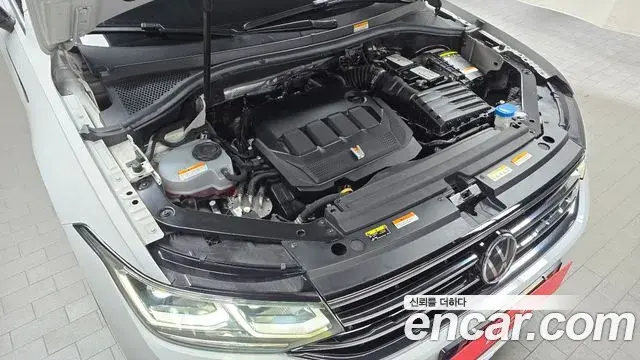 Volkswagen Tiguan 2021 — Şəkil 13/30
