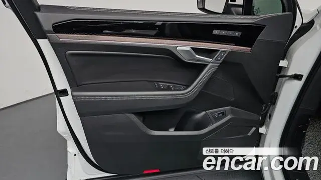 Volkswagen Touareg 2024 — Photo 35/38