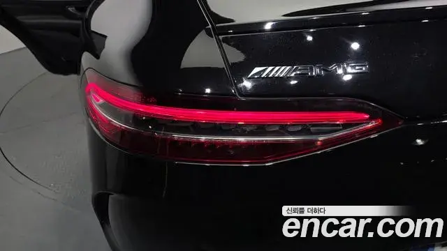 Mercedes-Benz AMG GT 2021 — Şəkil 7/33