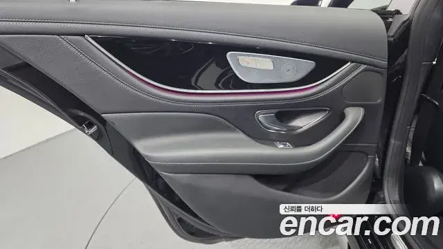 Mercedes-Benz AMG GT 2021 — Şəkil 2/33