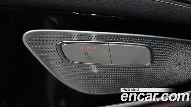 Mercedes-Benz AMG GT 2021 — Şəkil 29/33