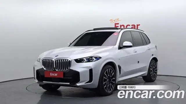 BMW X5 2025 — ფოტო 30/35