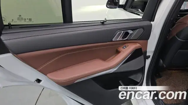 BMW X5 2025 — ფოტო 29/35