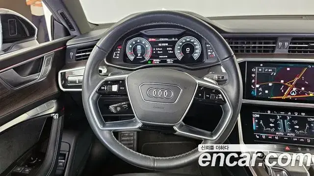 Audi A7 2023 — Фото 13/20