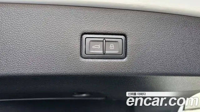 Audi A7 2023 — Şəkil 19/34