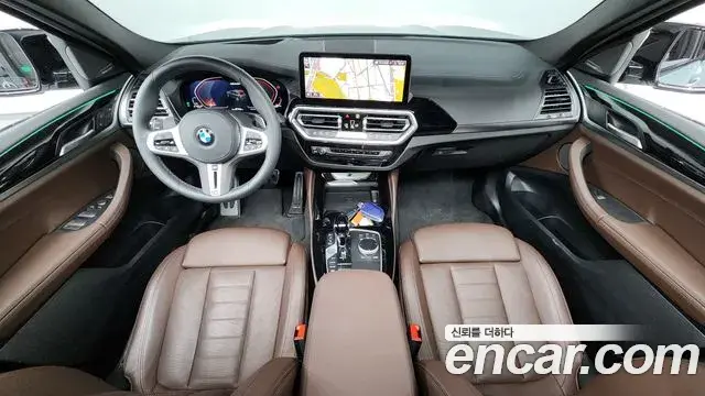 BMW X4 2025 — Photo 16/37
