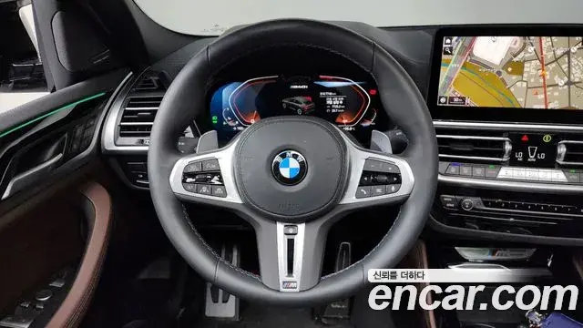 BMW X4 2025 — Photo 24/37