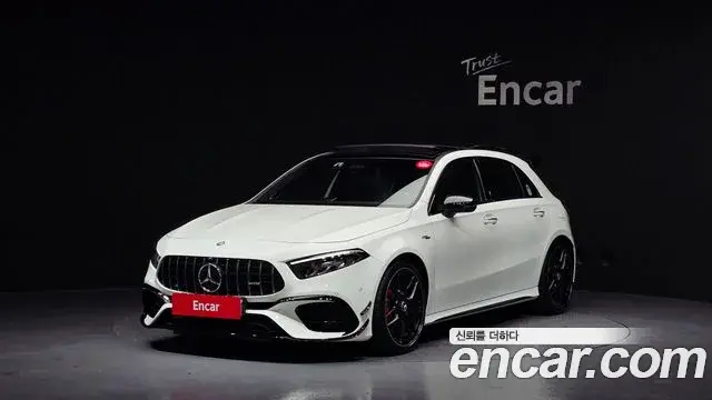 Mercedes-Benz A-Class 2025 — Photo 21/31