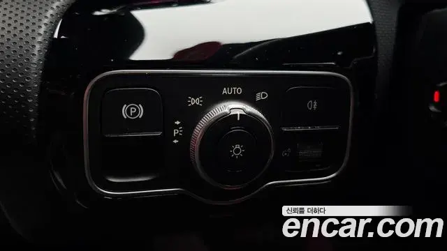 Mercedes-Benz A-Class 2025 — Photo 31/31