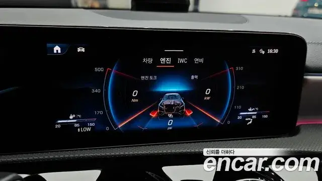Mercedes-Benz A-Class 2025 — Photo 26/31