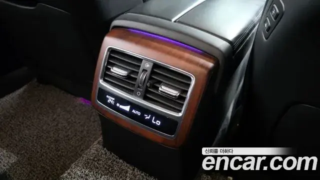 Kia The K9 2019 — ფოტო 23/36