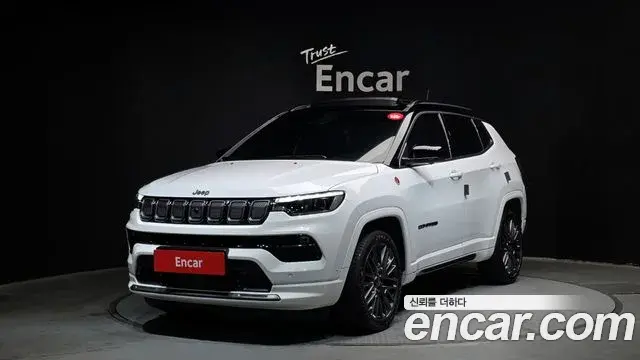 Jeep Compass 2022 — Şəkil 20/30