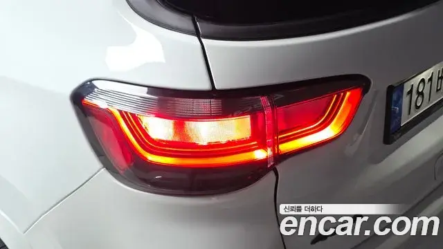 Jeep Compass 2022 — Şəkil 23/30