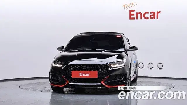 Hyundai Veloster 2021 — Фото 3/20