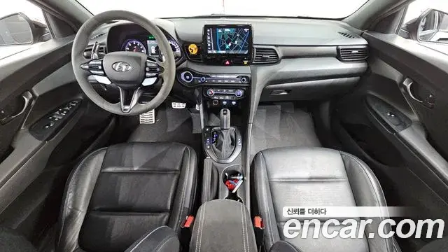 Hyundai Veloster 2021 — Фото 7/20