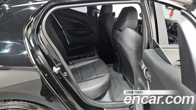 Hyundai Veloster 2021 — Фото 11/20