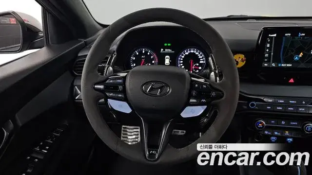 Hyundai Veloster 2021 — Фото 13/20