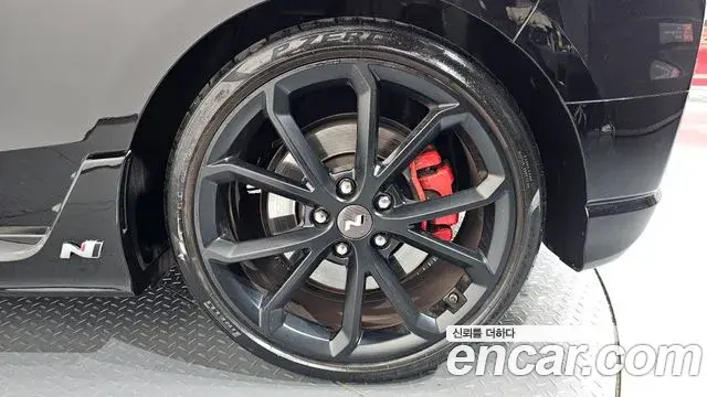 Hyundai Veloster 2021 — Şəkil 10/34