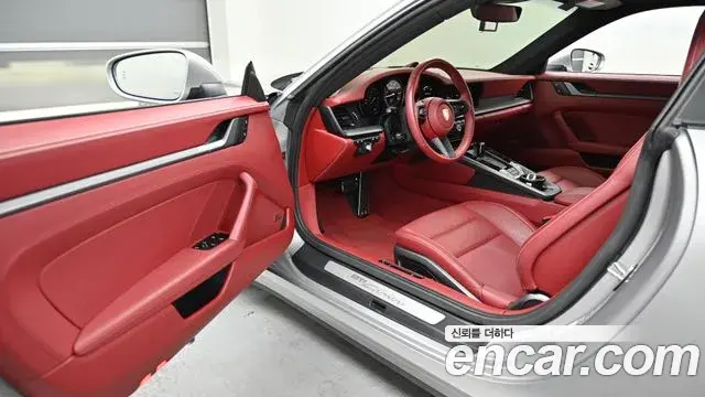 Porsche 911 2024 — ფოტო 6/20