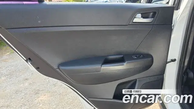 Kia Sportage The Bold 2019 — Photo 15/31