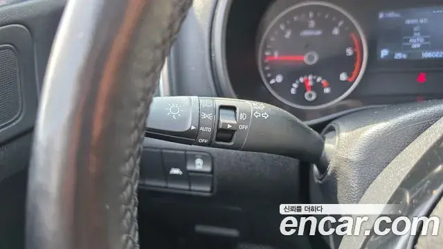 Kia Sportage The Bold 2019 — Photo 28/31