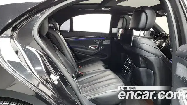 Mercedes-Benz S-Class 2018 — ფოტო 18/20