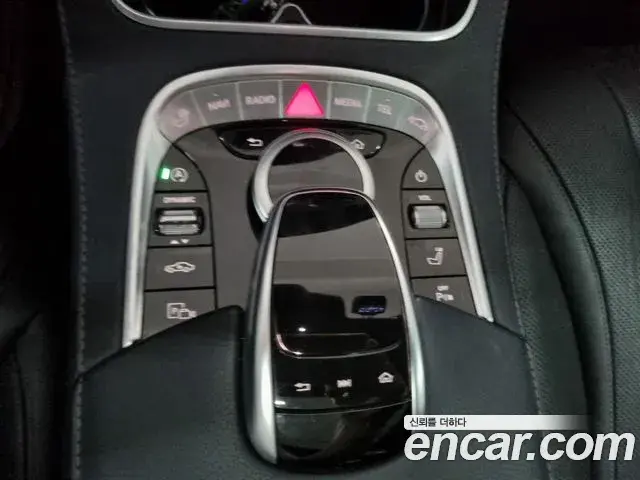 Mercedes-Benz S-Class 2018 — Photo 11/16