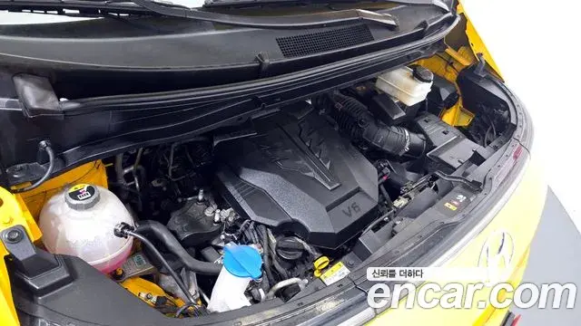 Hyundai Staria 2023 — Фото 6/20