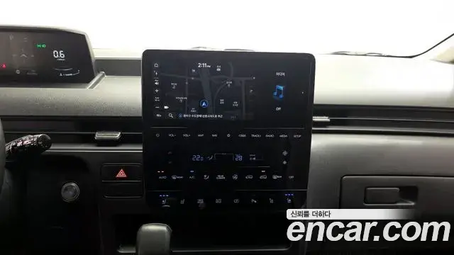 Hyundai Staria 2023 — Фото 15/20